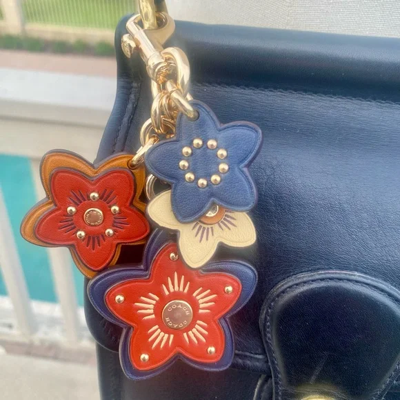 Coach wildflower cluster bag charm - Picture 8 of 11